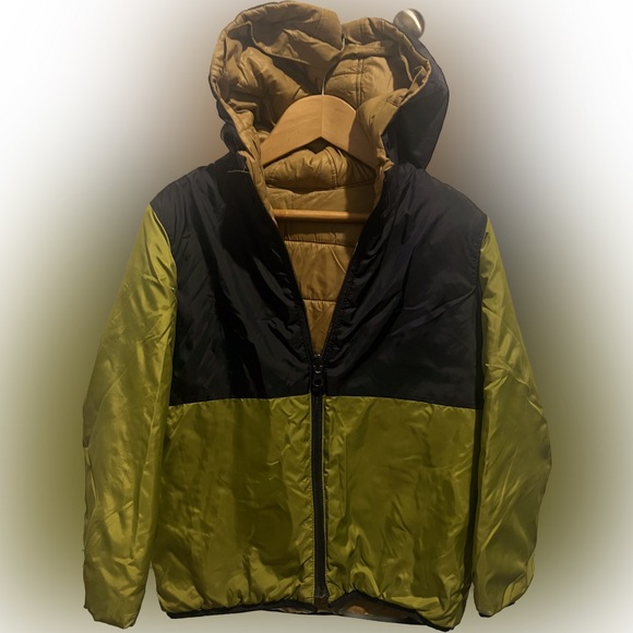 Reversible kids lightweight puff jacket in good condition - Picture 2 of 2
